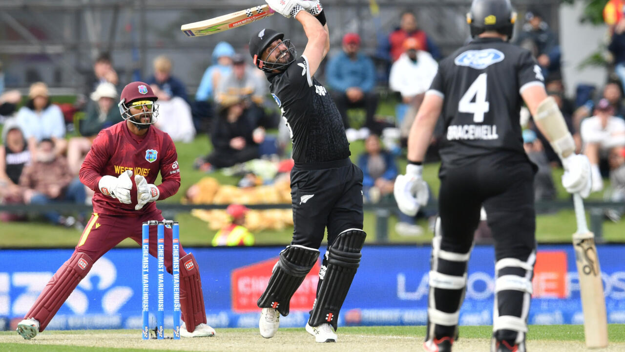 Mitchell ton lifts New Zealand to 269-7 in first Windies ODI