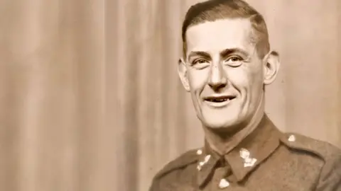 Ben Soppitt Ben Soppitt's grandfather Gunner Joseph Soppitt