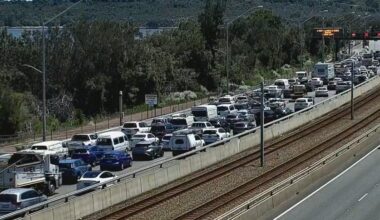 Perth traffic: Police chase closes Kwinana Freeway northbound closed between Canning Highway, South Terrace