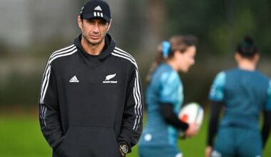Black Ferns on hunt for new coach, Allan Bunting to depart