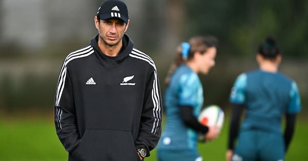 Black Ferns on hunt for new coach, Allan Bunting to depart