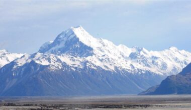 Two climbers killed in fall on Aoraki Mt Cook