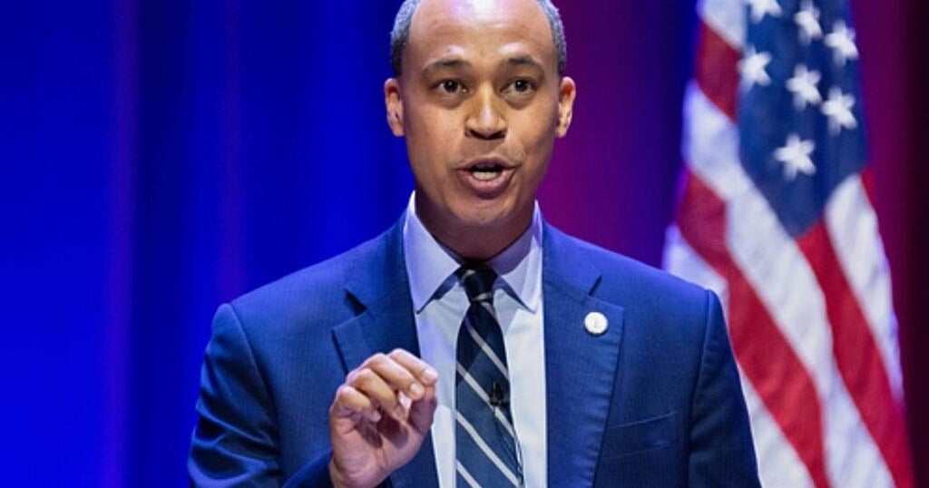 Democrat Jay Jones wins Virginia attorney general's race despite text message scandal, CBS News projects