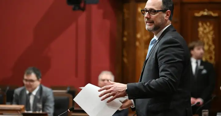Quebec to extend religious symbols ban, outlaw university prayer rooms in new bill