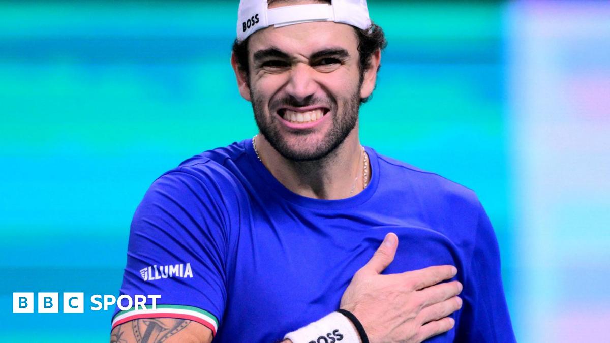 Matteo Berrettini celebrates winning his semi-final match for Italy in the Davis Cup