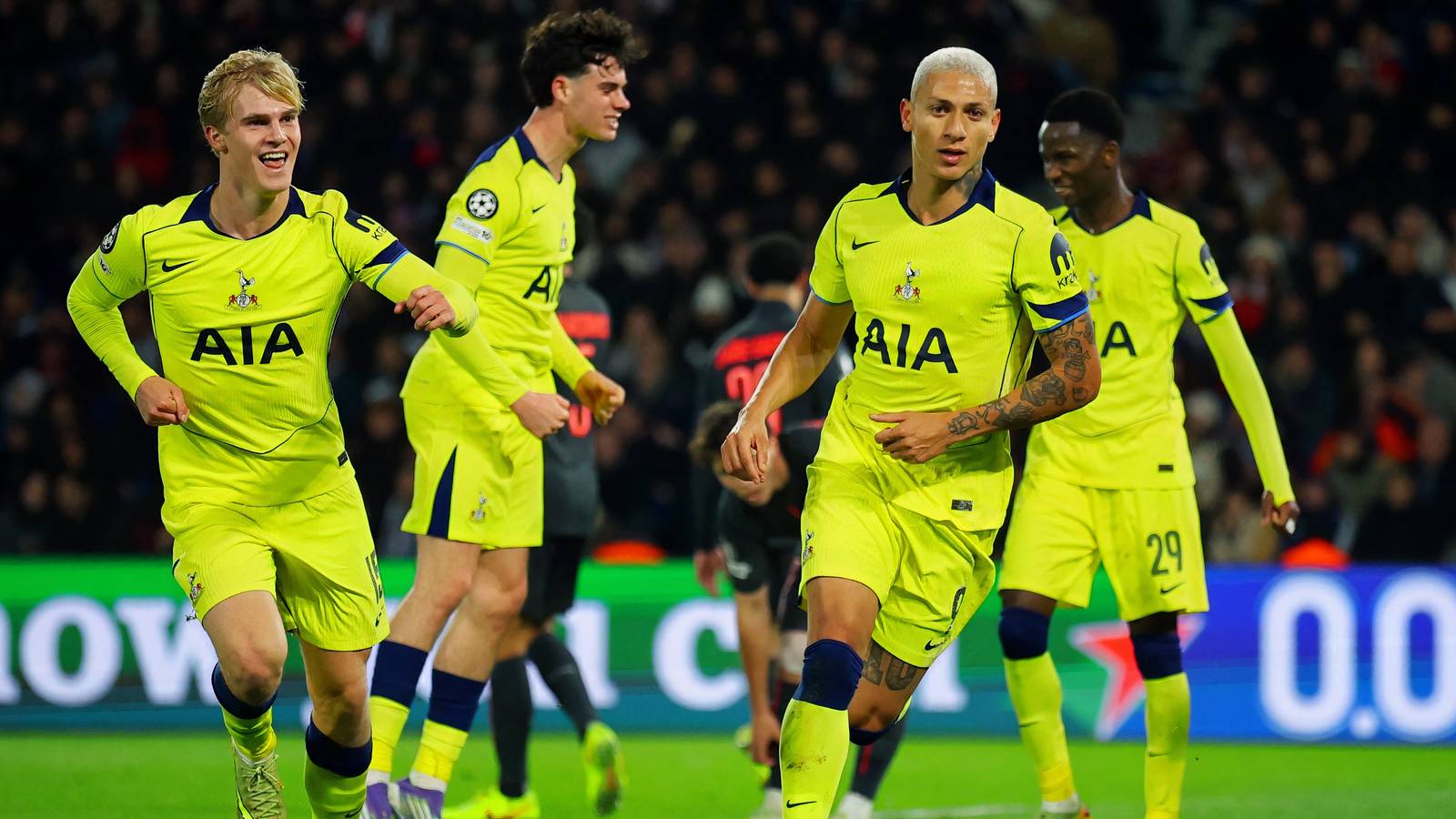 Tottenham duo Archie Gray and Lucas Bergvall prove a point to Thomas Frank