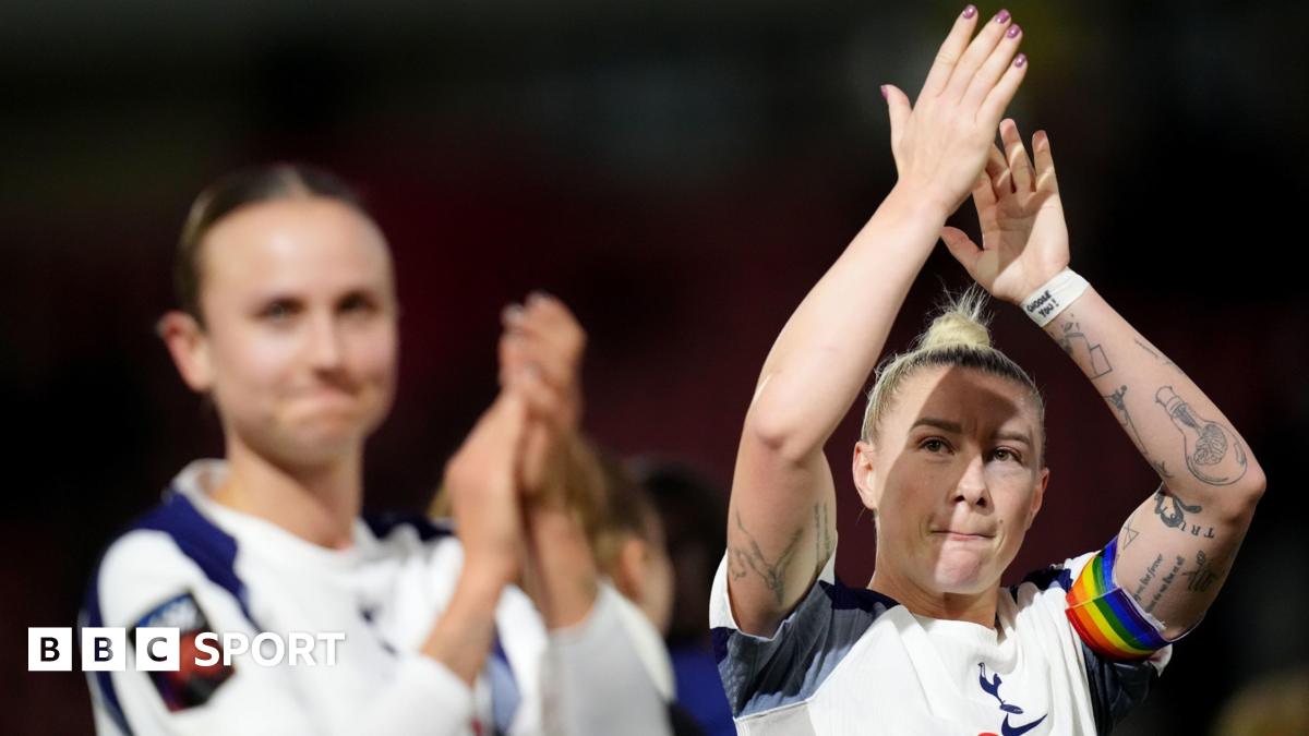 Tottenham Hotspur's Bethany England acknowledges the crowd at the final whistle after the  Women's Super League match