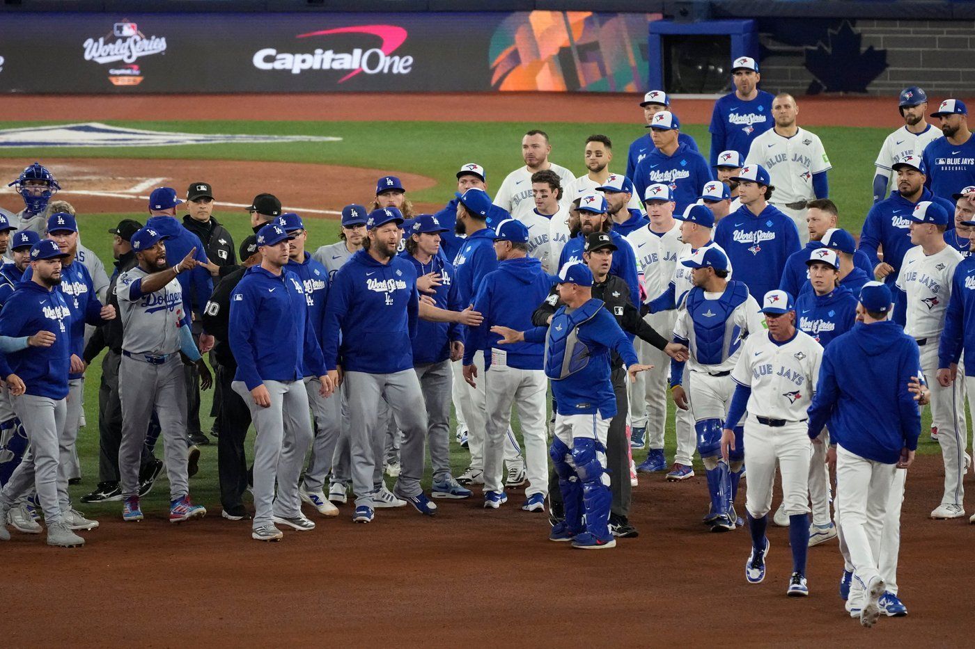 Benches clear at Game 7 of World Series after LA's Wrobleski hits Toronto's Giménez with fastball
