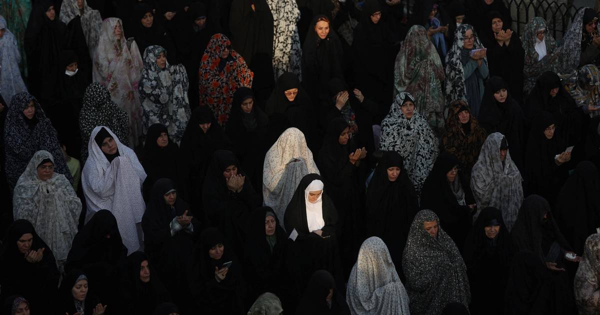 Cloud seeding starts in Iran as drought spurs public rain prayers