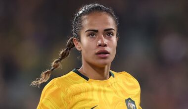 Mary Fowler claims she was given bananas instead of flowers on leaving French club