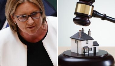 Victorians face home auction ban unless they disclose reserve price