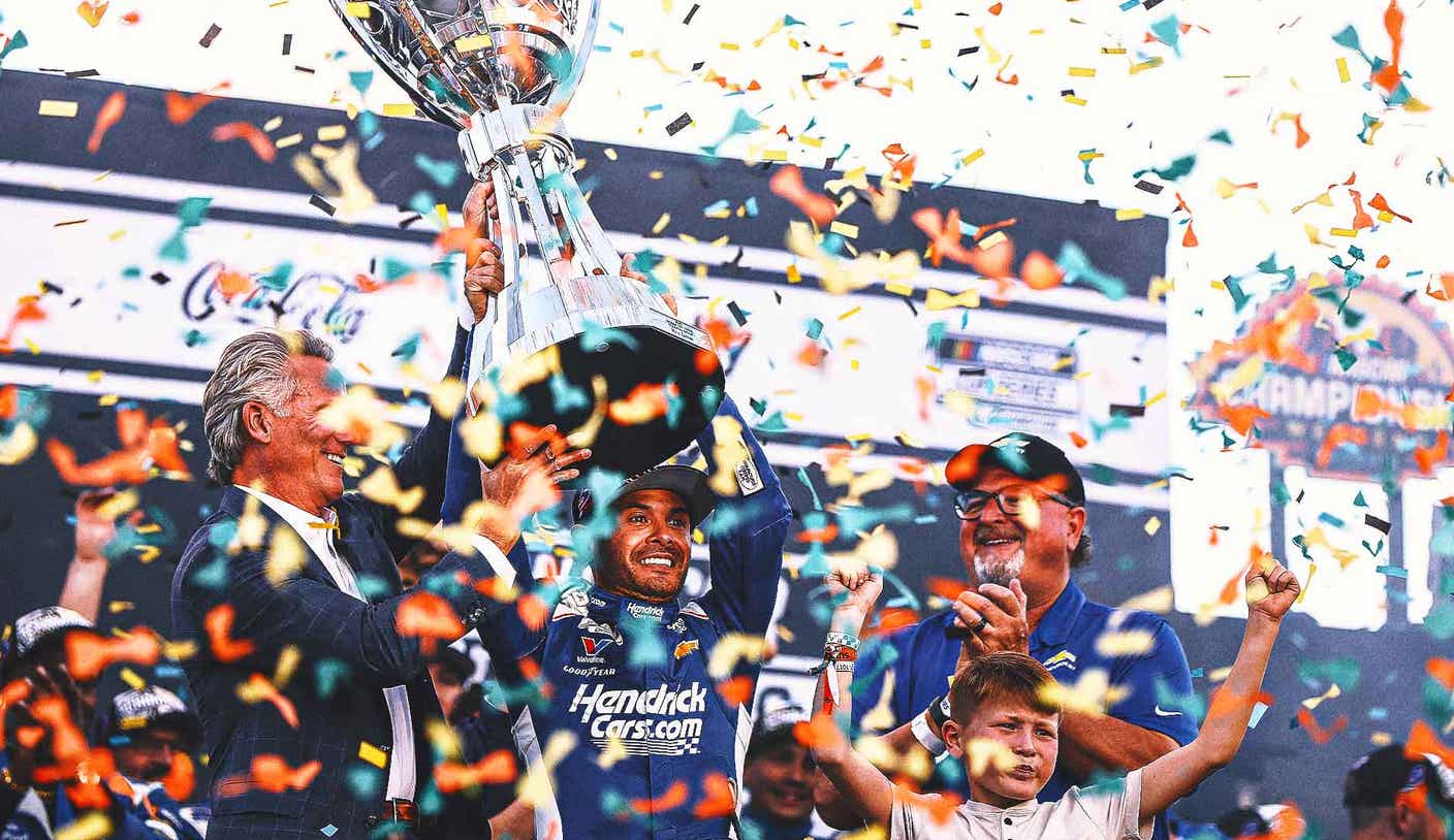 4 Takeaways From Cup Finale: Kyle Larson's Triumph, Denny Hamlin's Letdown