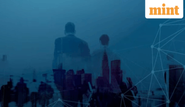 Ex-Investment Banker Charged With Leading Insider-Trading Ring