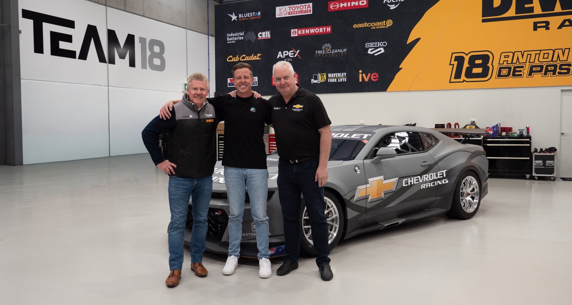 Courtney to race on in Supercars with Team 18