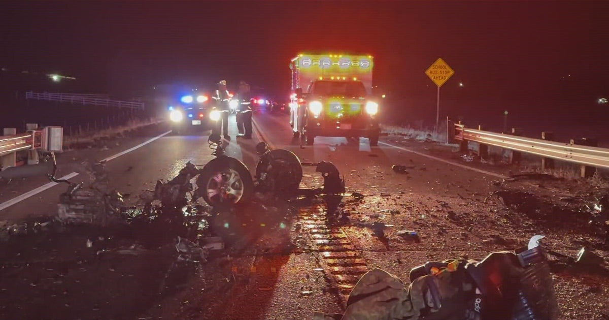 5 people dead in Colorado three-car crash on Highway 83, 2 injured