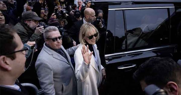 Trump asks Supreme Court to throw out E Jean Carroll verdict