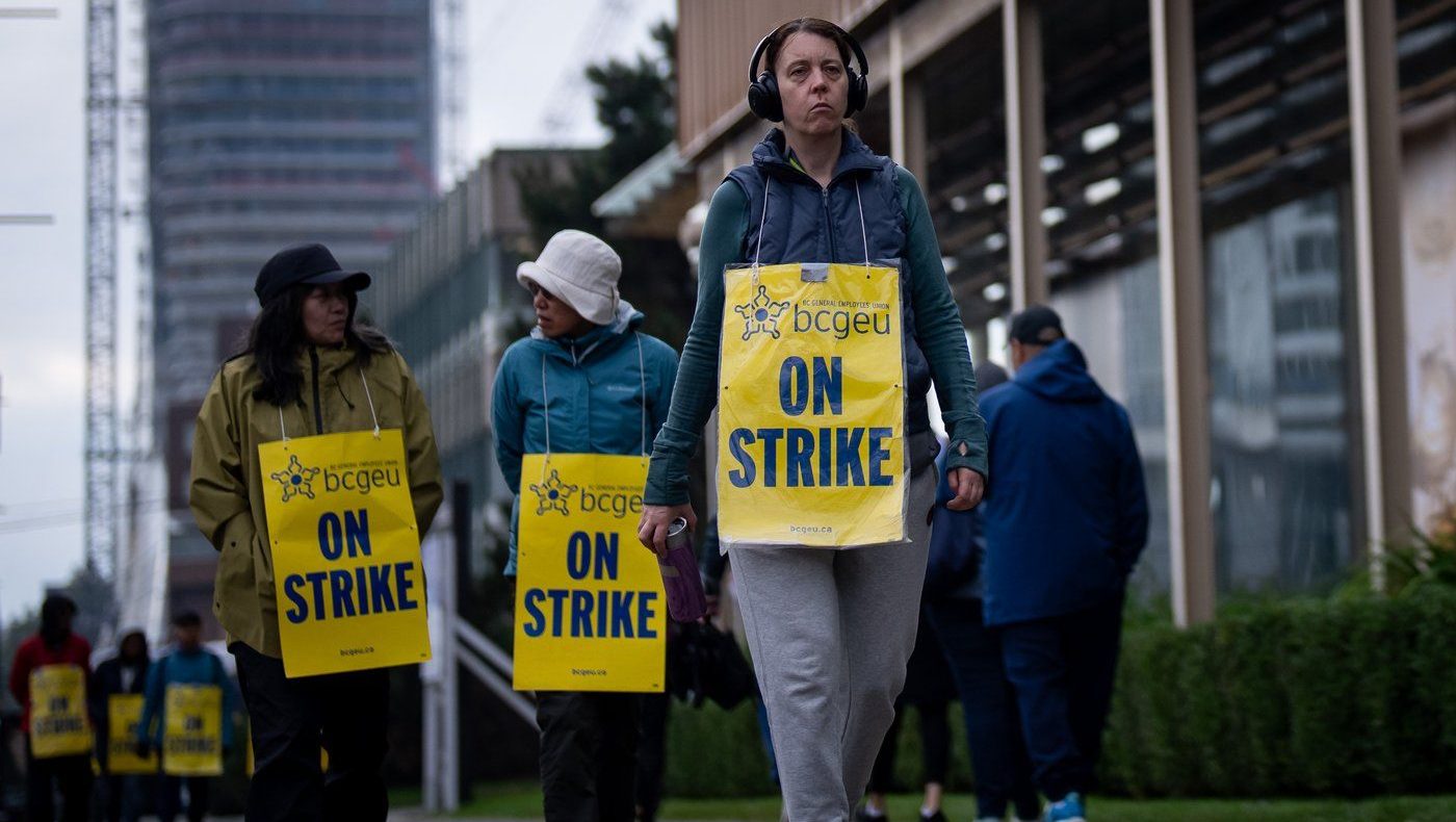 BCGEU members vote 89 per cent in favour of deal to officially end strike