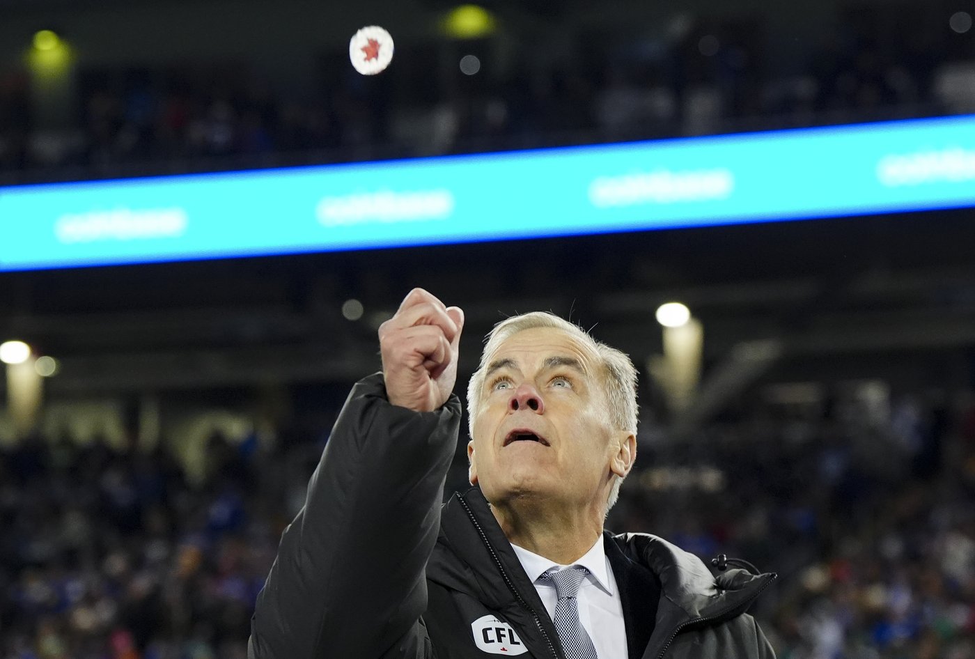 PM Mark Carney met with cheers and boos at Grey Cup