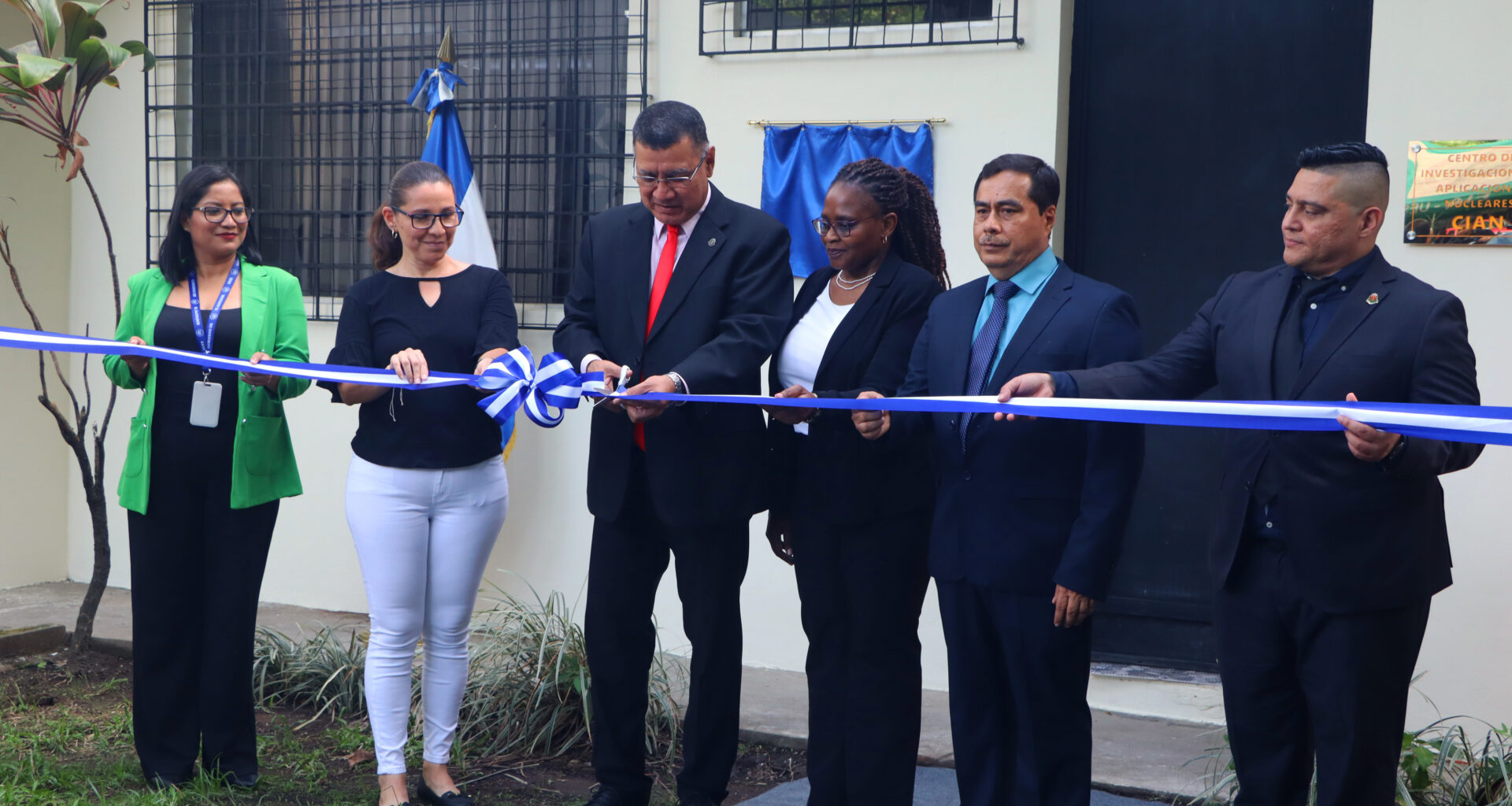 El Salvador Opens First Secondary Standards Dosimetry Laboratory with IAEA Support