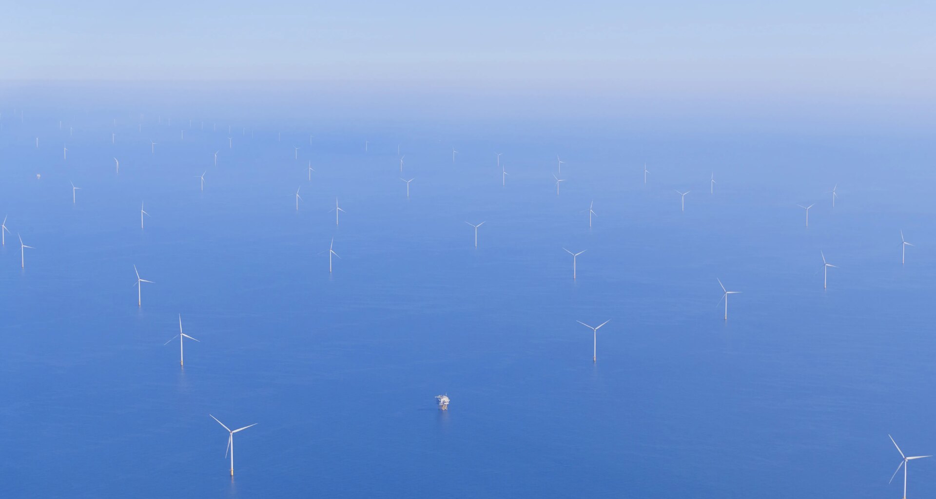 Ørsted will be the first energy company in the world to complete a green transformation with a 98 % reduction in carbon emissions