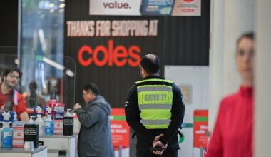 Five-year prison terms planned for customers who assault workers