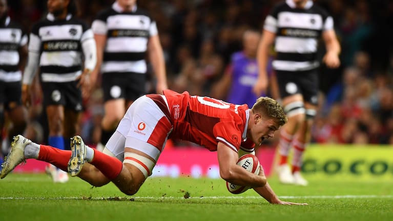 Former Wellington player Taine Plumtree of Wales scores try for Wales 