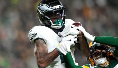 Eagles-Packers final score: Philadelphia holds on for win in bizarre fashion