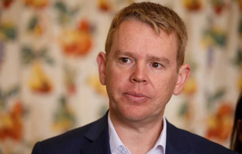 Hipkins fires shots at Māori Party, Winston Peters