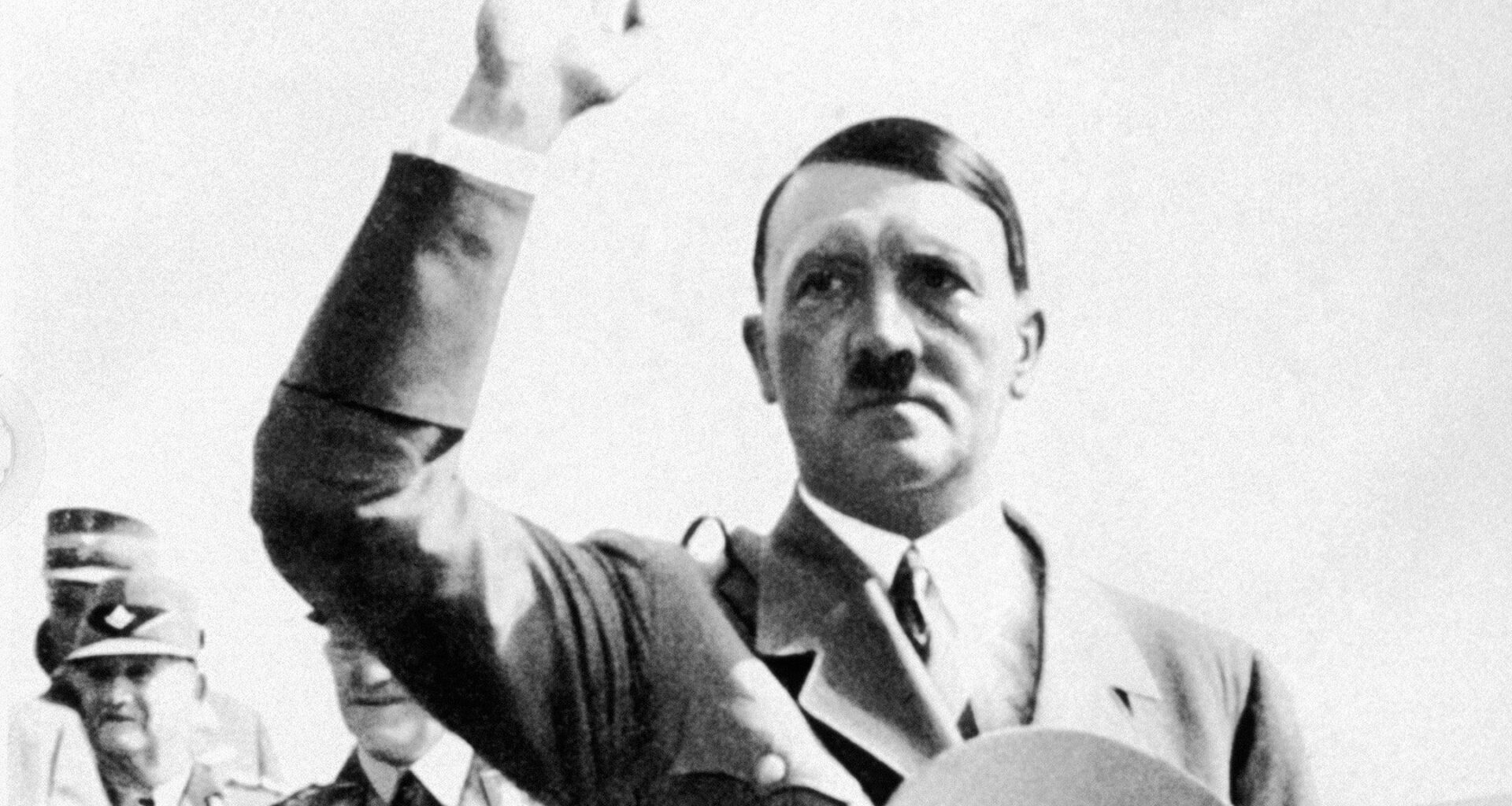 Groundbreaking analysis of Hitler’s DNA shows no Jewish ancestry — but finds a genetic disorder – The Forward