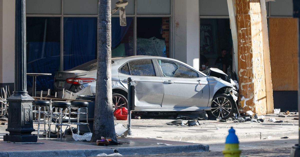 Four killed and multiple injured after car crashes into crowded Florida bar