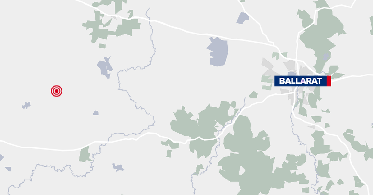 Three dead after car 'crushed' in collision with truck in Victoria