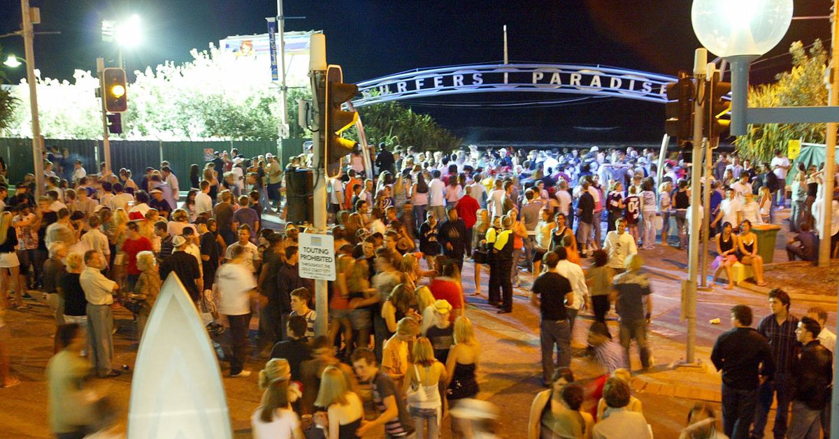 Parents and teenagers warned about meningococcal risks ahead of end-of-school celebrations