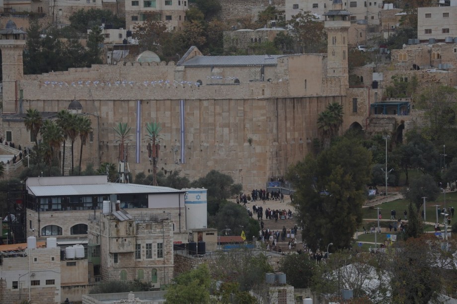 Human Rights Watch accuses Israel of war crimes in West Bank expulsions – Middle East Monitor