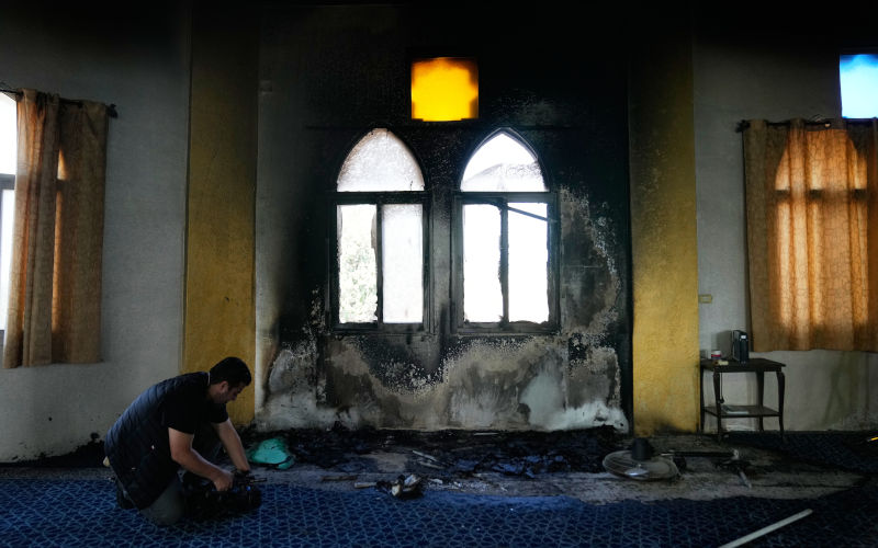 Israeli settler attack on West Bank mosque draws international condemnation