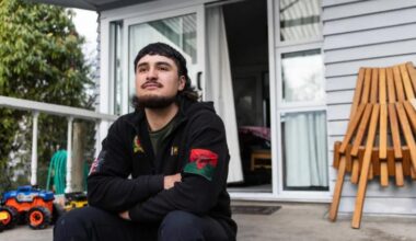 Former soldier left 'broken' after training Ukrainian recruits