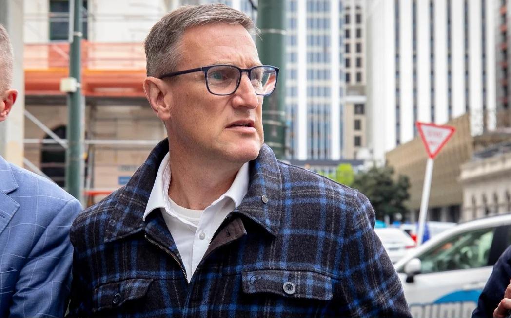 'Unacceptable': Hipkins calls for more robust police vetting