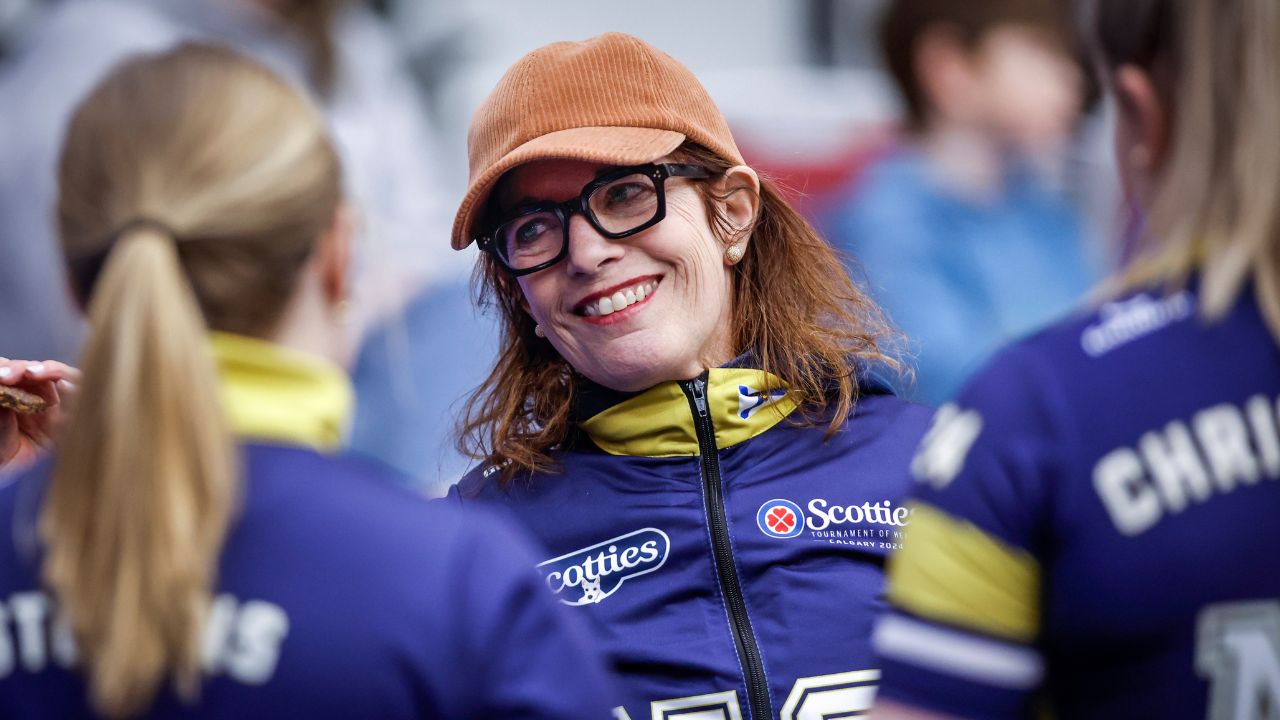 Canadian Hall of Fame curler Colleen Jones passes away at 65