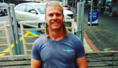 Physio removed his top while massaging woman