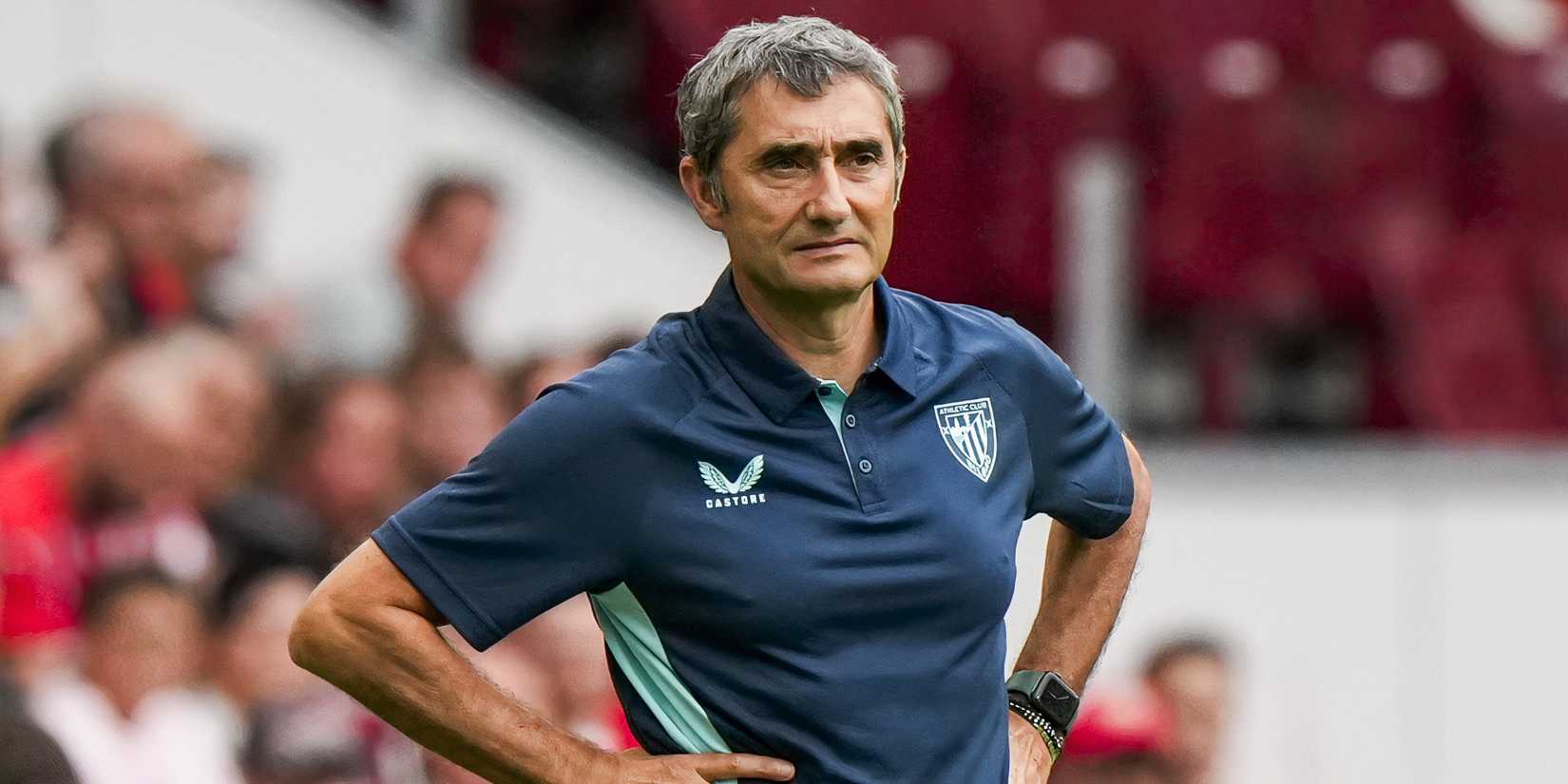 Athletic Bilbao head coach Ernesto Valverde watching on from the touchline