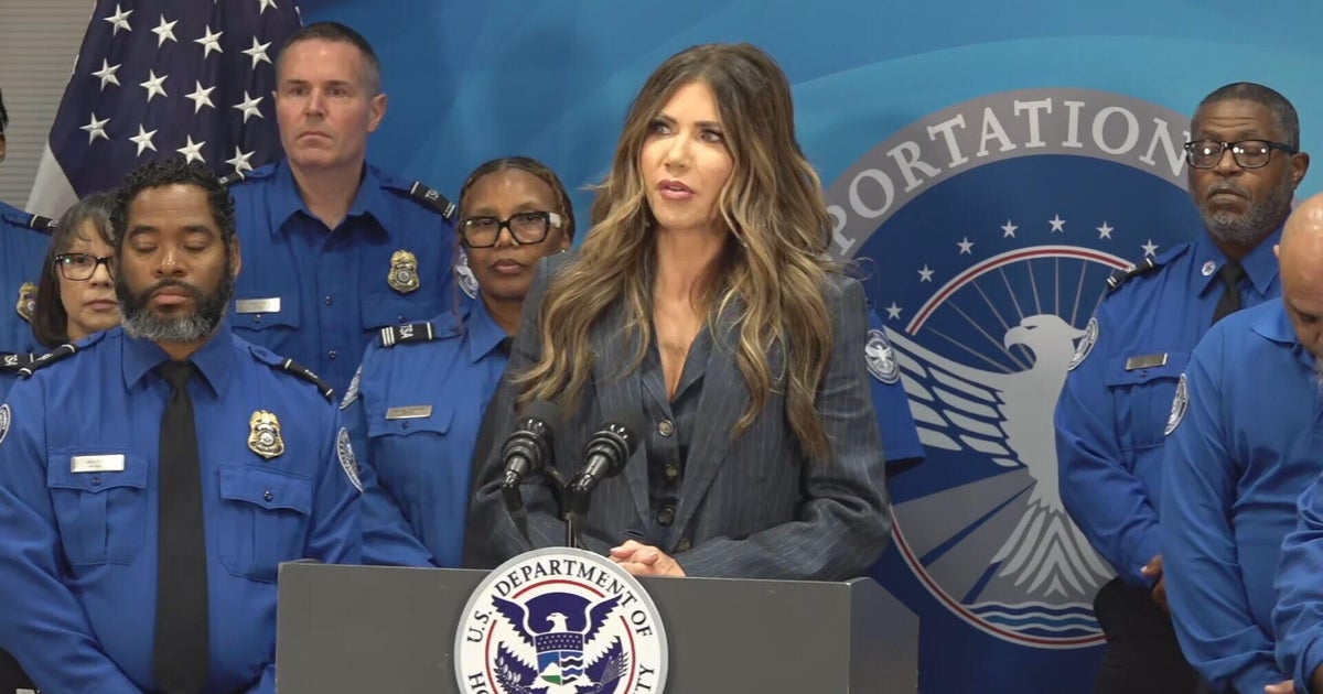 Some TSA agents will get $10,000 bonuses for "exemplary service" during shutdown, Noem says