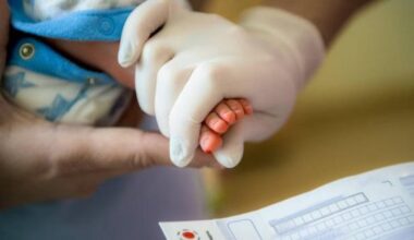 Mother warns parents of virus ‘outbreak’