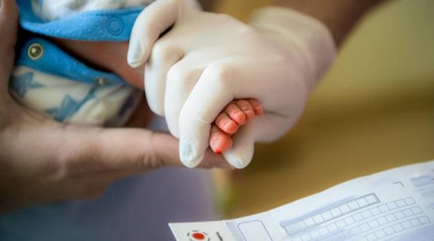 Mother warns parents of virus ‘outbreak’