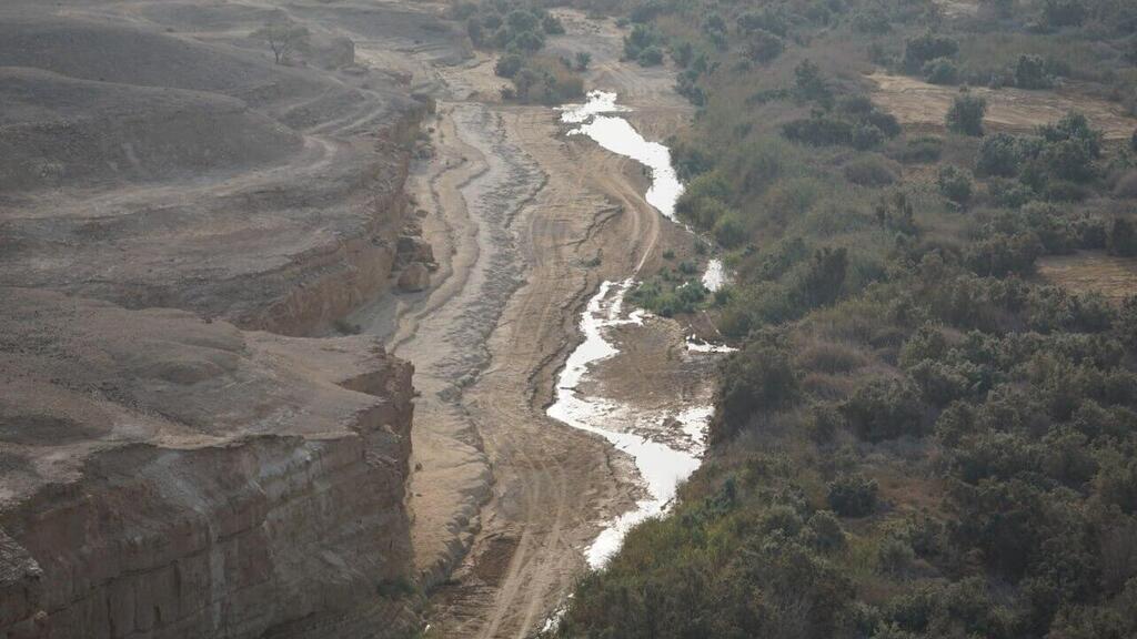 נחל צין בערבה התיכונה 
