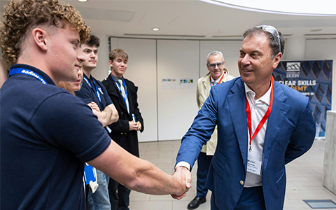 Rolls-Royce signs skills, technology and supply chain agreement with the Victorian Government in support of AUKUS