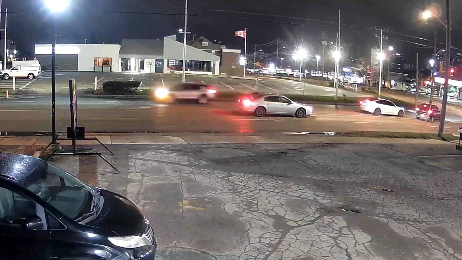 Video captures moment of shooting at Waterloo intersection