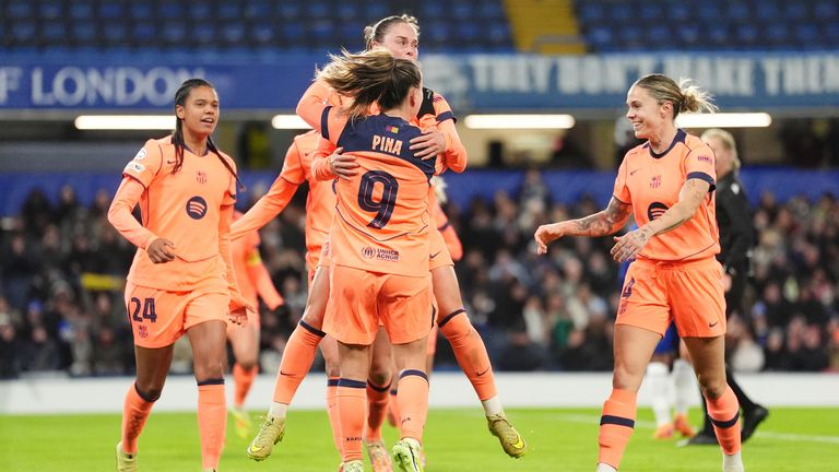 Barcelona celebrate Ewa Pajor's equaliser against Chelsea