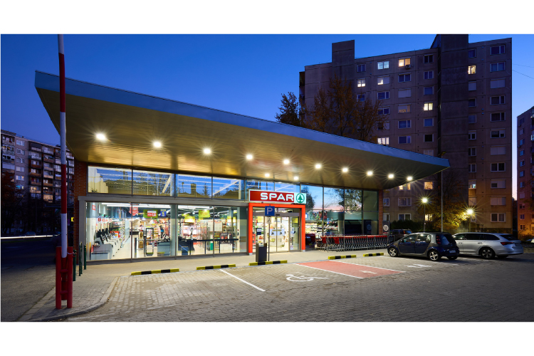 SPAR Hungary invests €3.65 million to modernise two stores