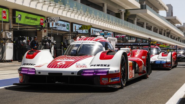 Porsche factory team fights for the WEC title at the season finale in Bahrain