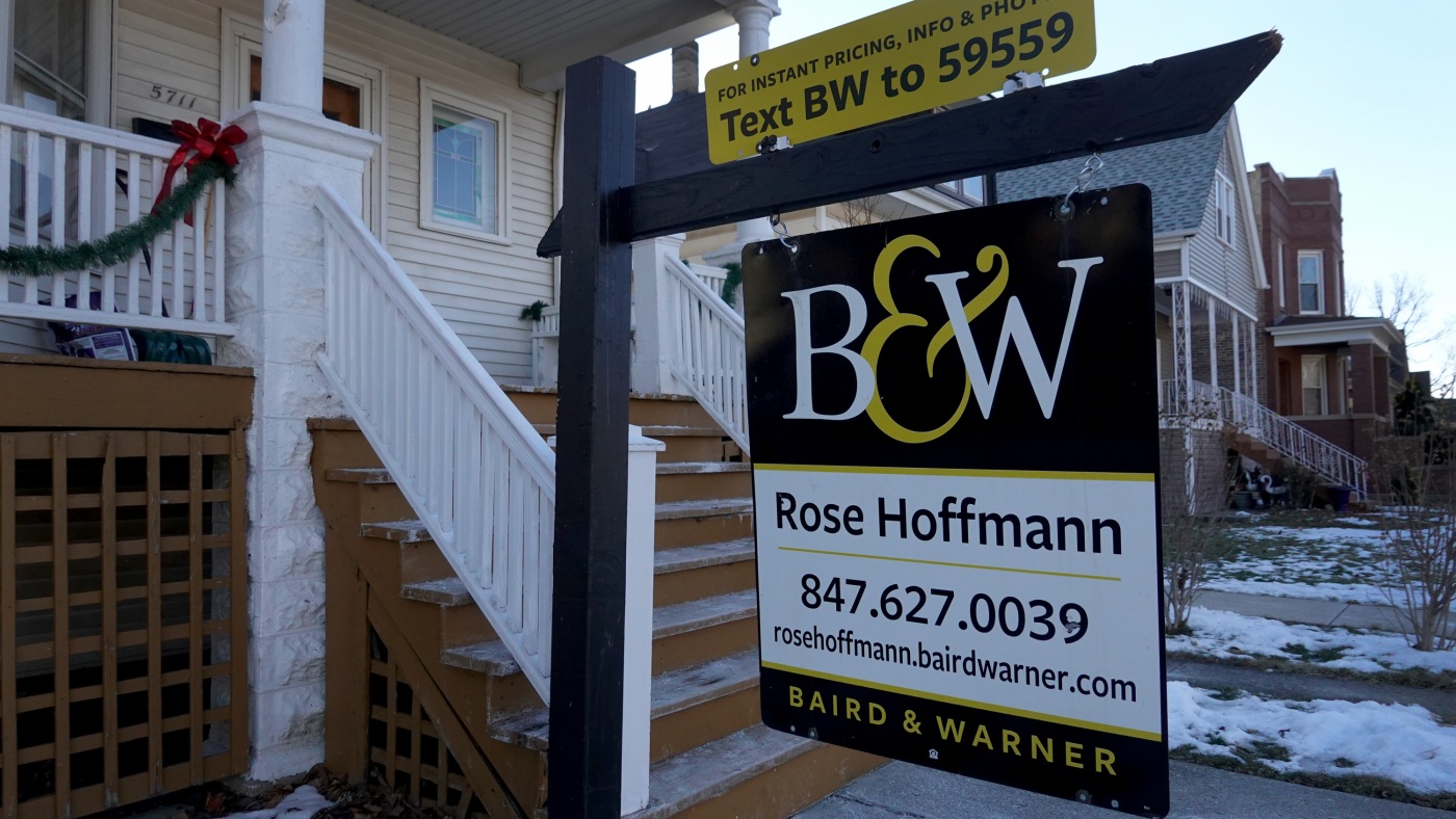 Many would-be buyers are frozen out of the housing market : NPR