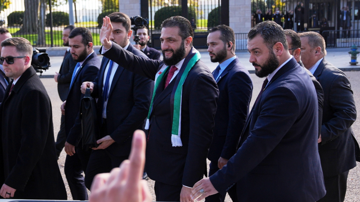 Trump welcomes Syria's Sharaa in 1st-of-its-kind visit : NPR